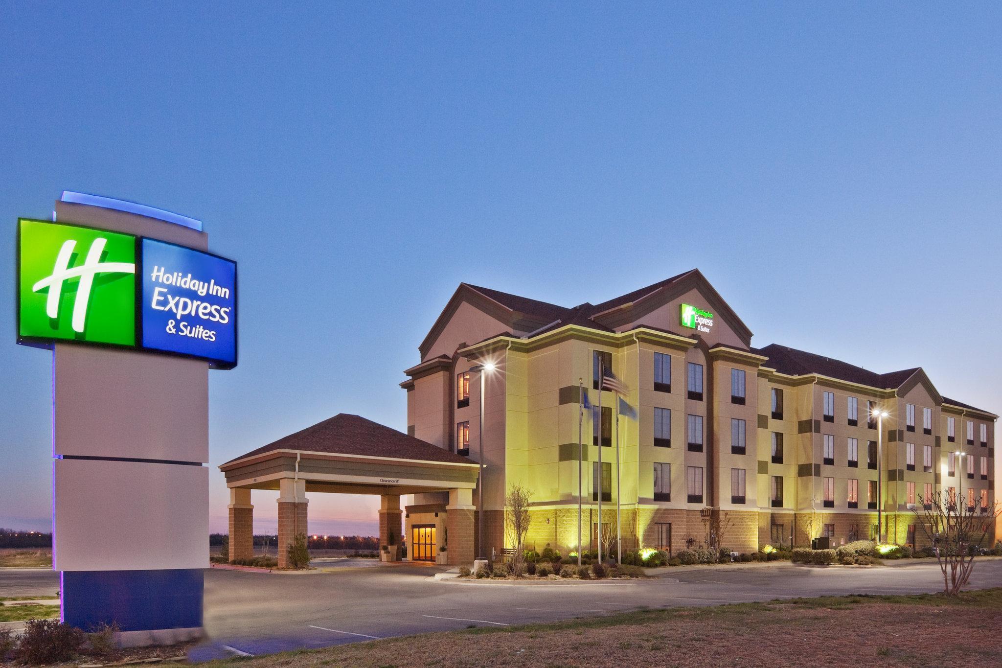 Holiday Inn Express Hotel & Suites Shawnee I-40 By Ihg Dış mekan fotoğraf