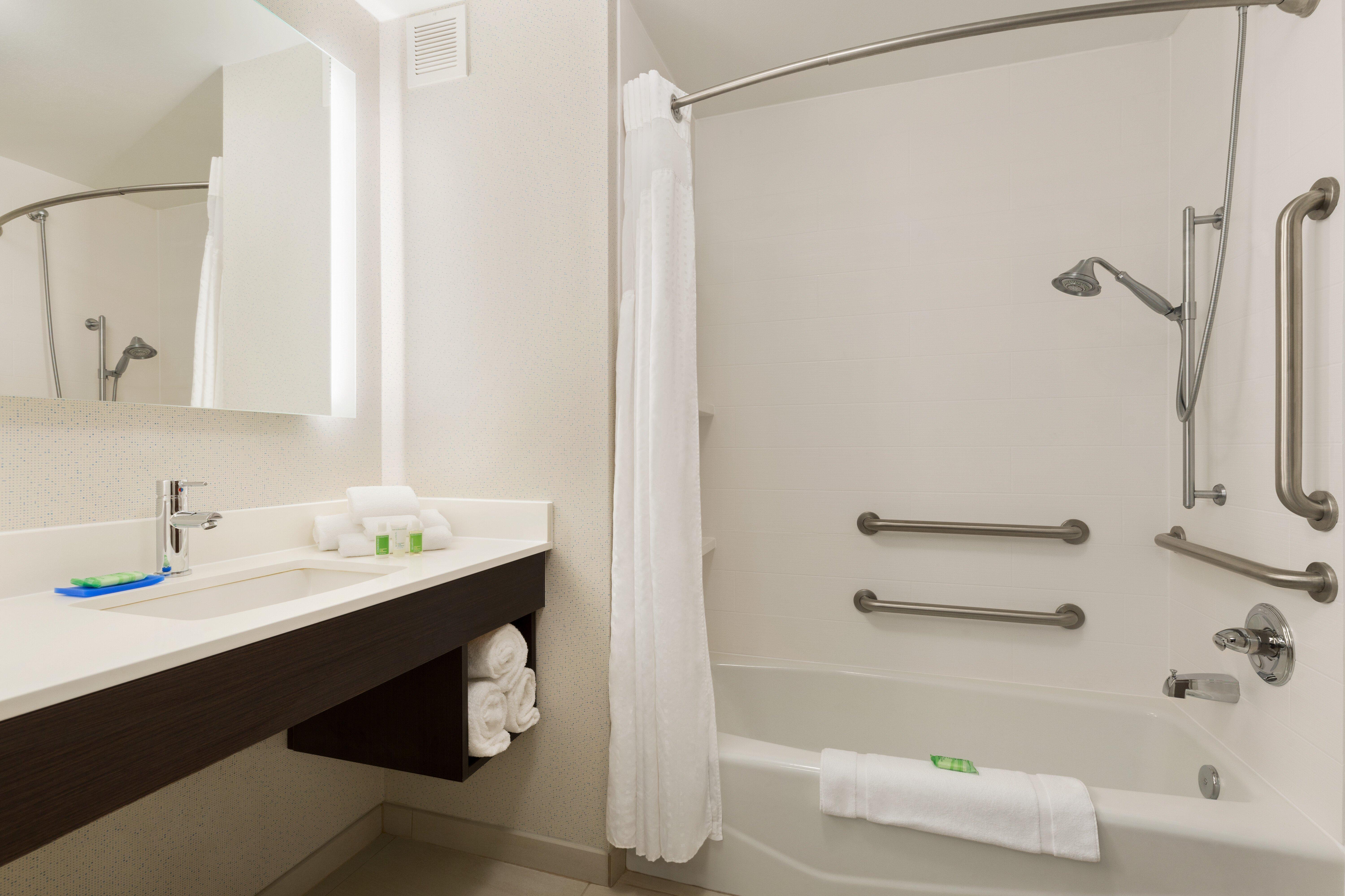 Holiday Inn Express Hotel & Suites Shawnee I-40 By Ihg Dış mekan fotoğraf