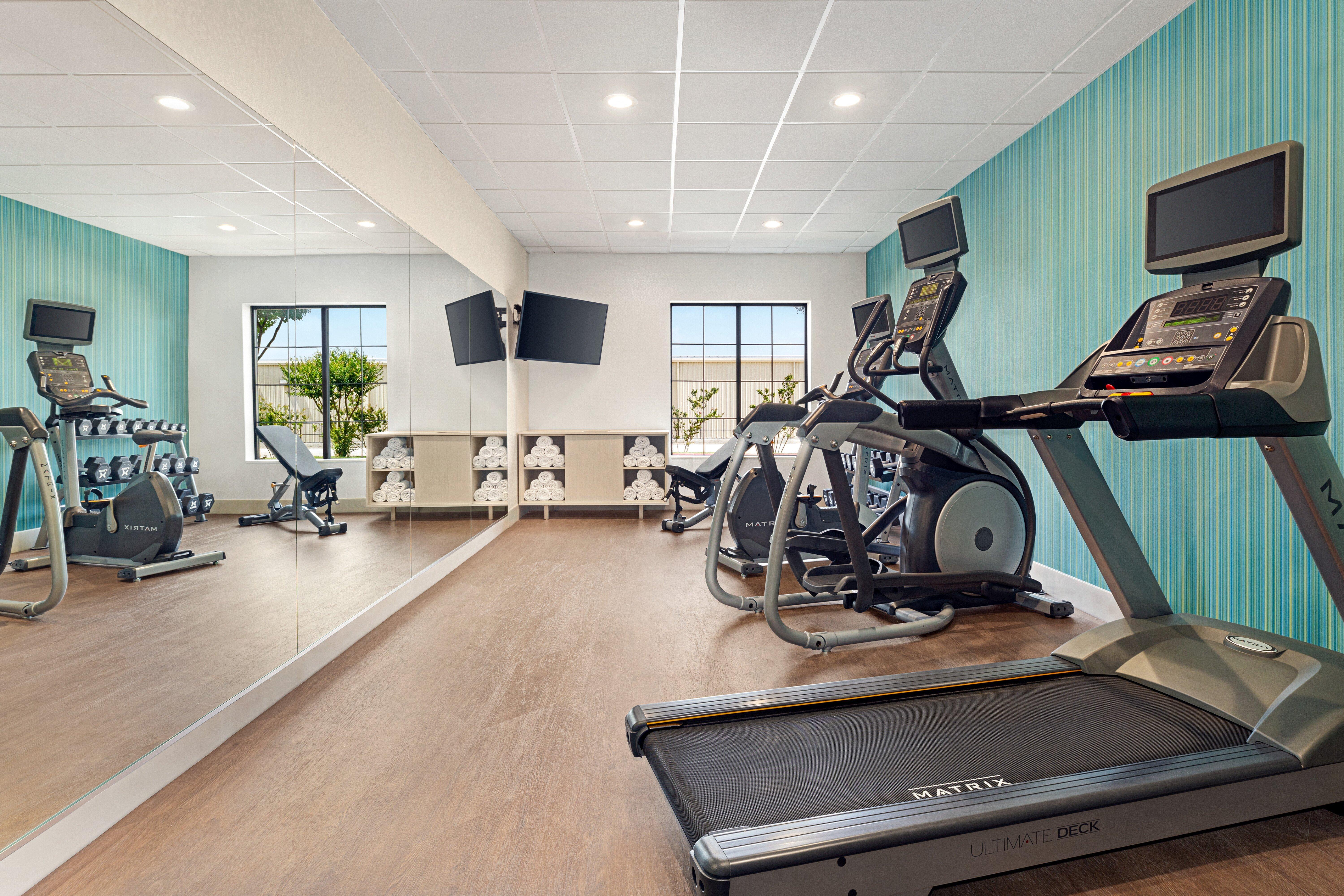 Holiday Inn Express Hotel & Suites Shawnee I-40 By Ihg Dış mekan fotoğraf